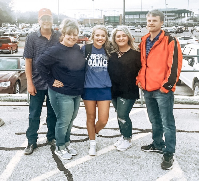 Came to support Brett's sister cheer at MARCH MADNESS. We had the best time. Nothing better than watching basketball during march madness! 